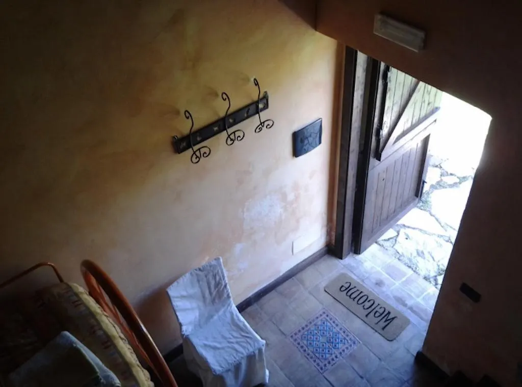 ファームステイ ホテルAgriturismo Busambra モンレアーレ